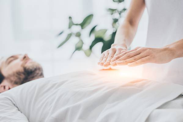 Praticienne de soins énergétiques spécifiques, Porto-Vecchio, Vert Émeraude